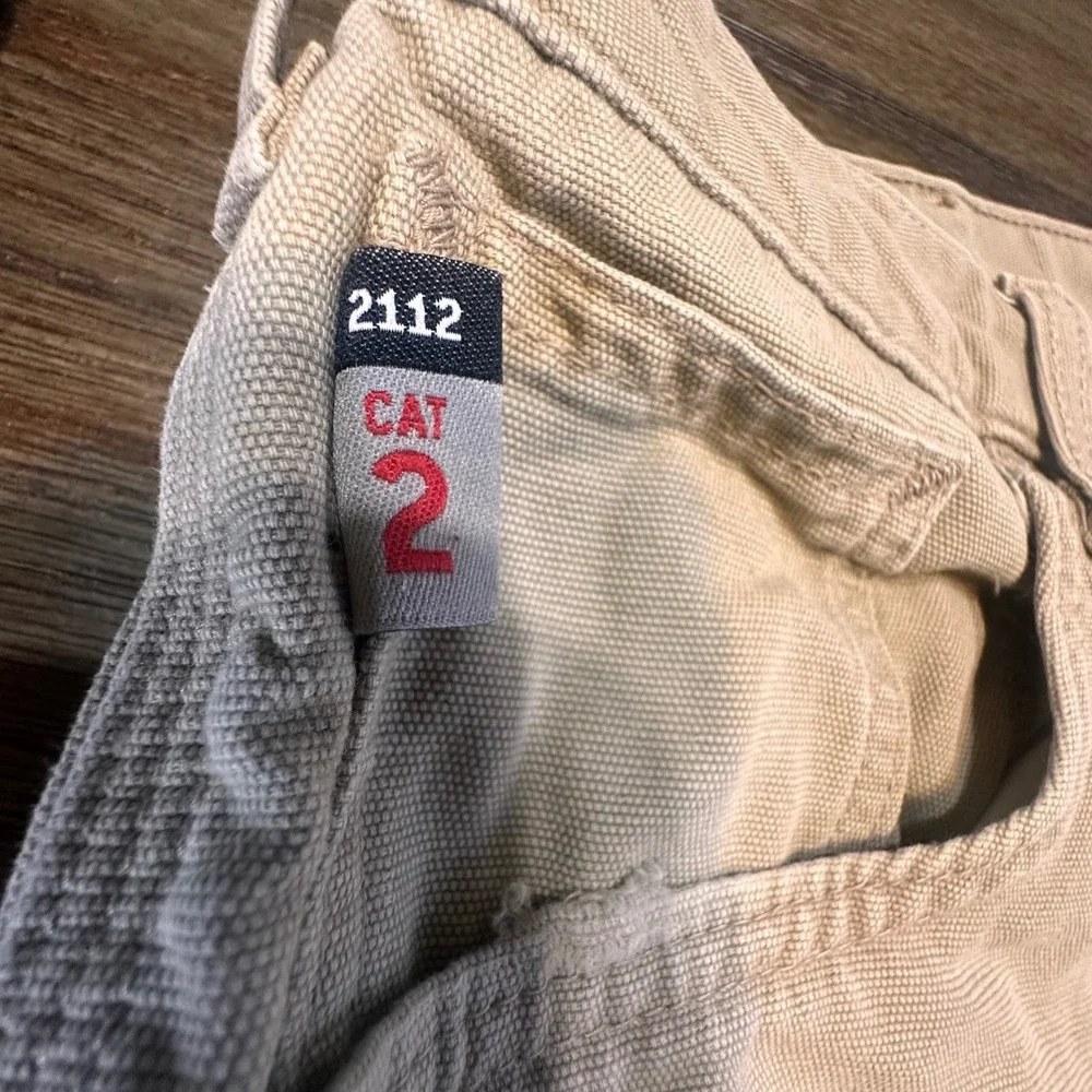 Carhartt FR Flame Resistant Tan Cargo Cut Off Work Shorts Size 36‎ - Bonus Hat